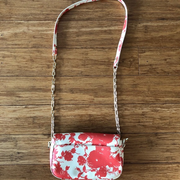 Tory Burch Bags Tory Burch Floral Crossbody On Chain Poshmark